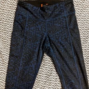 lucy Power Train Pocket Leggings in blue Poseidon Kamakura Print - size S